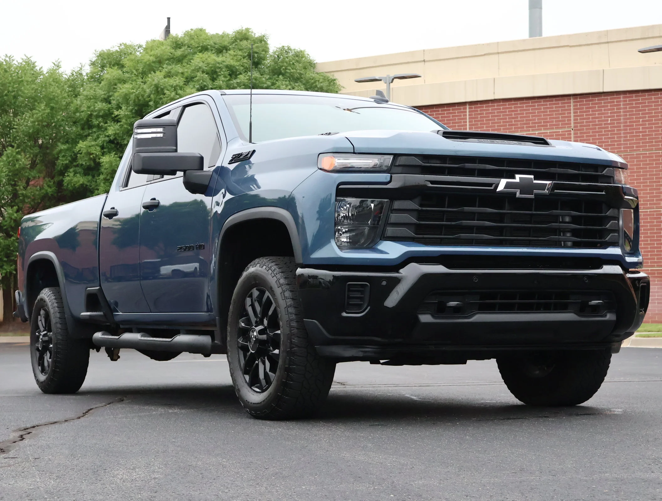 2025 Chevrolet Silverado HD Custom 4WD Double Cab Standard Box's photo
