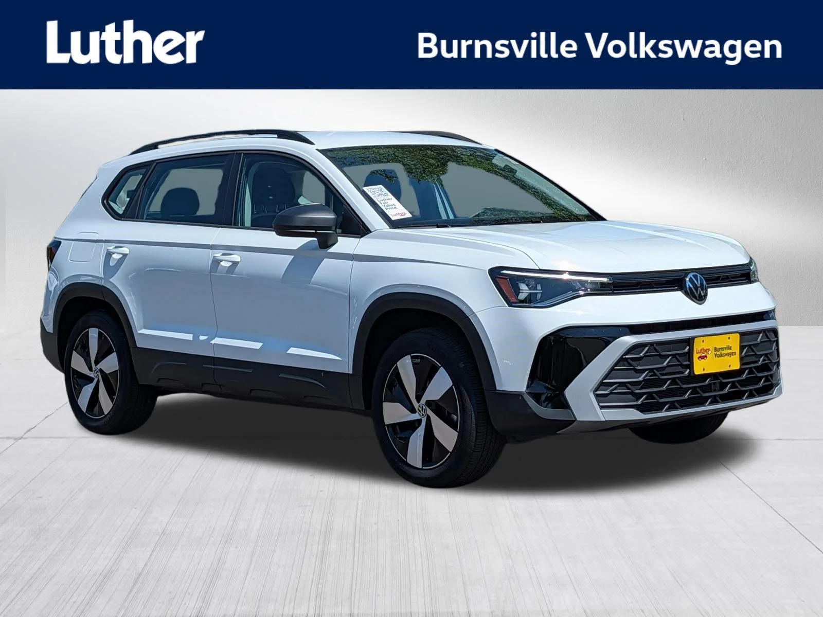 2025 Volkswagen Taos 1.5T S 4Motion's photo