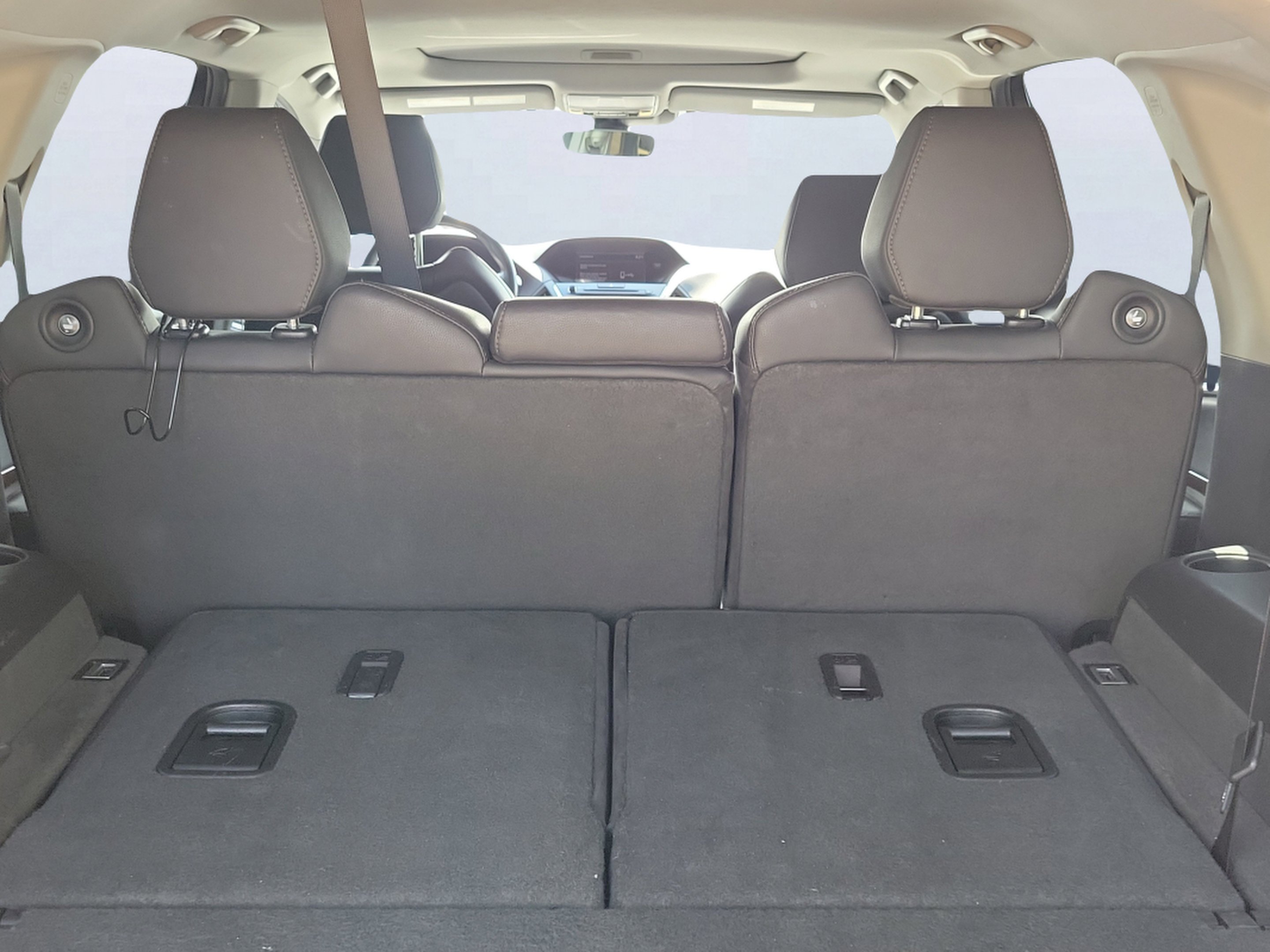 Used 2020 Platinum White Pearl Acura MDX image 36