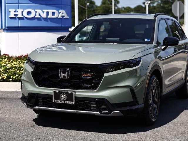 Used 2026 Ash Green Metallic Honda TrailSport image 2