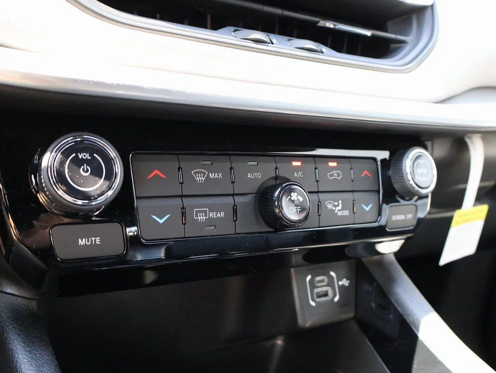 2026 Jeep Compass Limited - Photo 36