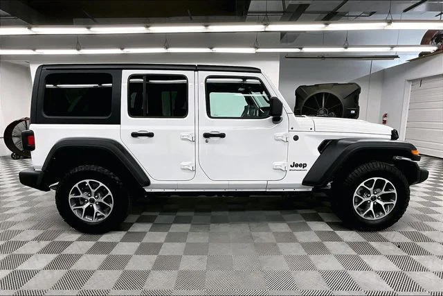Used 2024 Bright White Clearcoat Jeep Sport S image 14