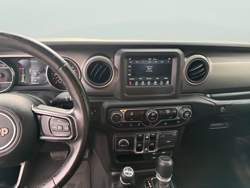Used 2021 Gray Jeep Willys image 27