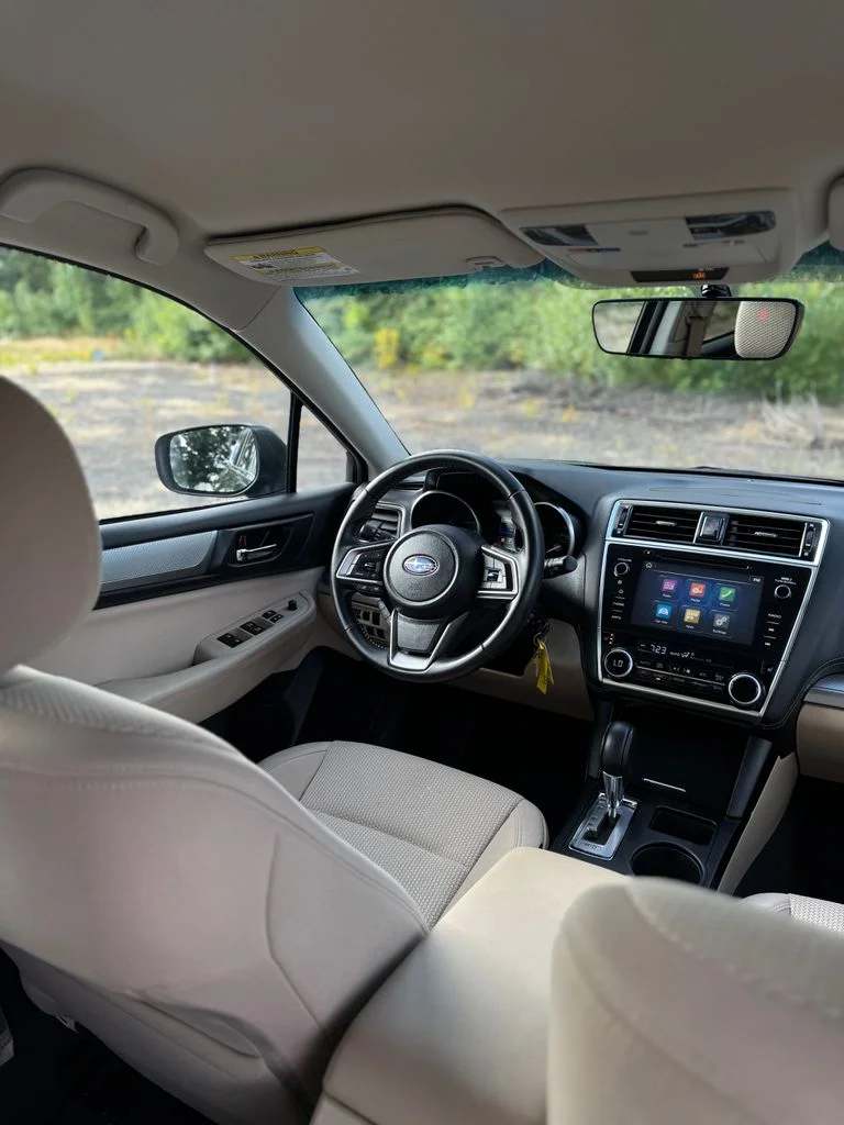 Used 2018 Black Subaru 2.5i Premium image 28