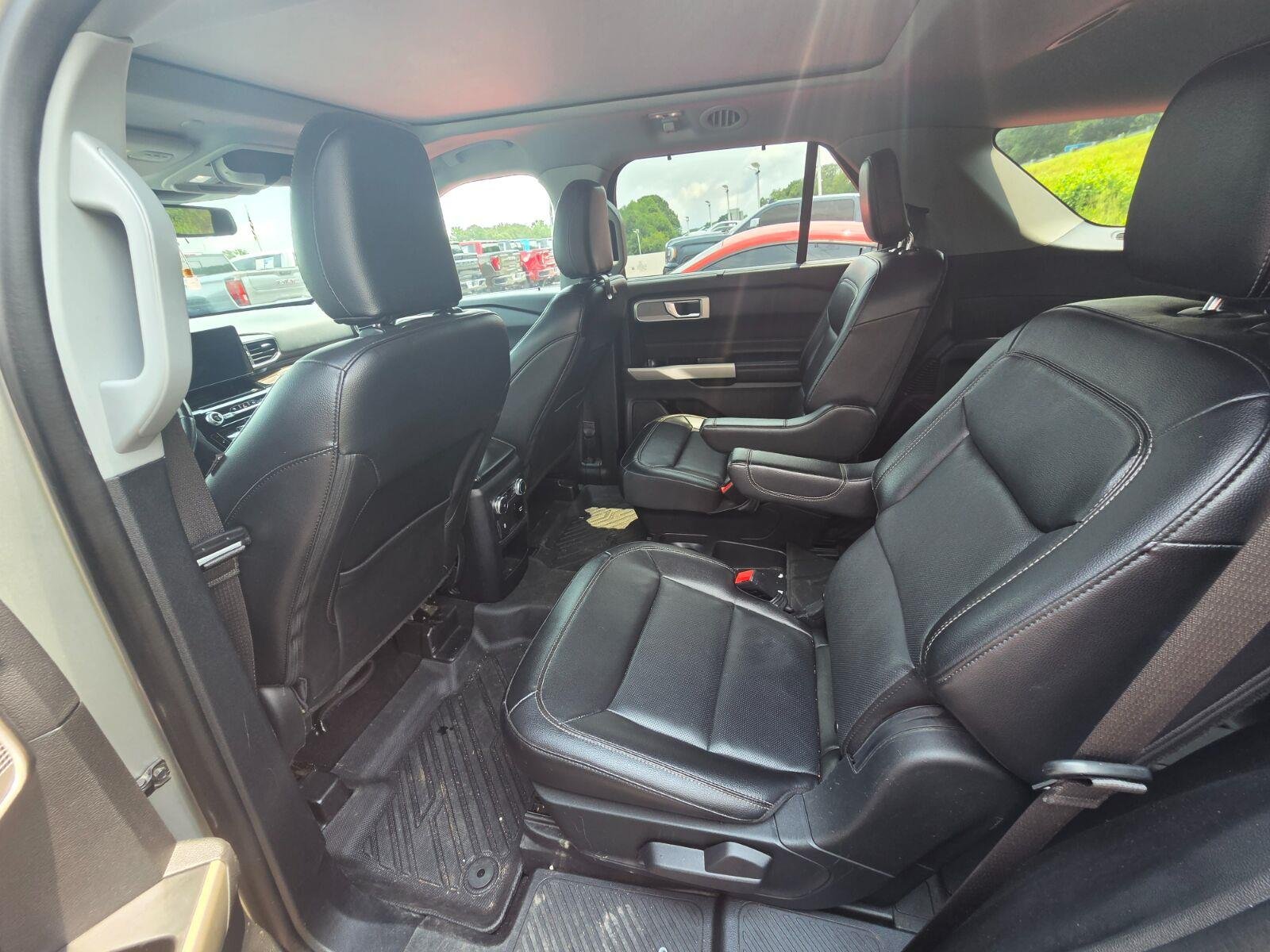 Used 2021 Silver Ford Limited image 9