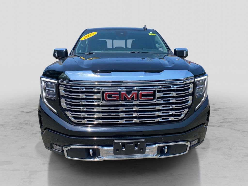 Used 2023 Black GMC Denali image 13