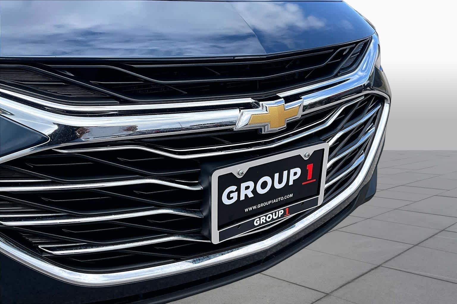 Used 2022 Northsky Blue Metallic Chevrolet LT image 30