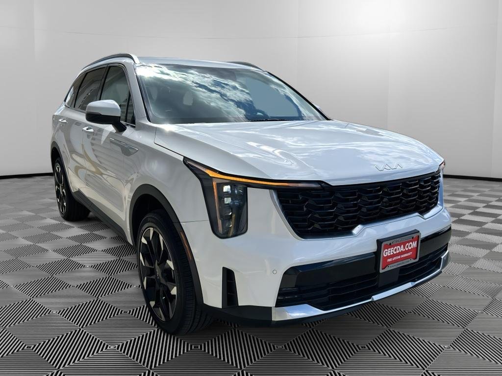 New 2026 Glacial White Pearl Kia EX image 3