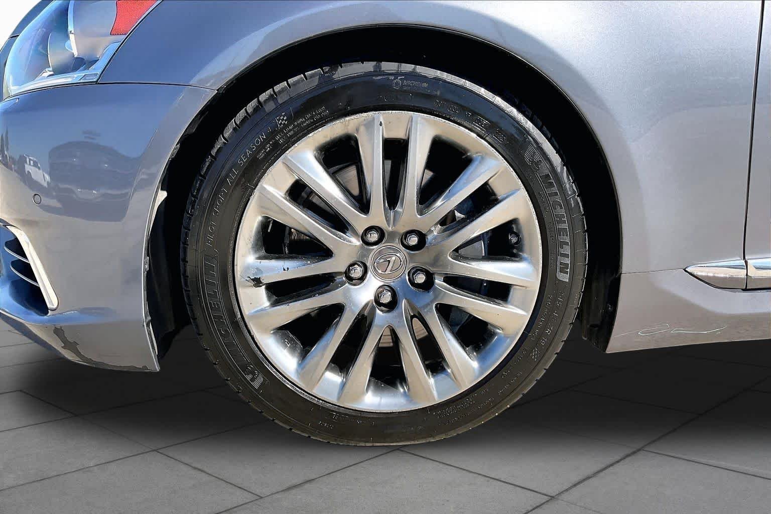 Used 2015 Nebula Gray Pearl Lexus  image 10