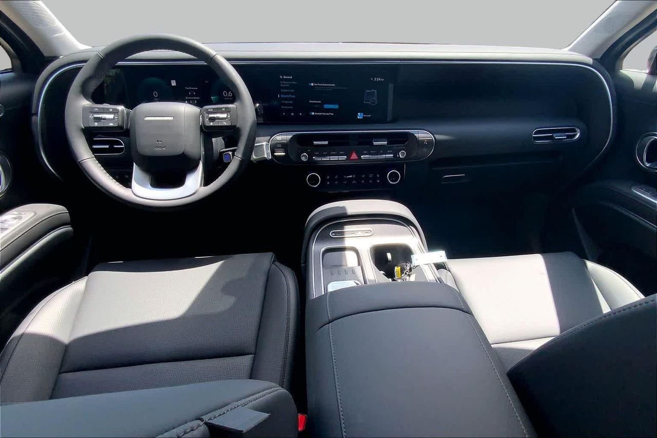 New 2026 Titan Green Hyundai SEL Premium AWD image 5