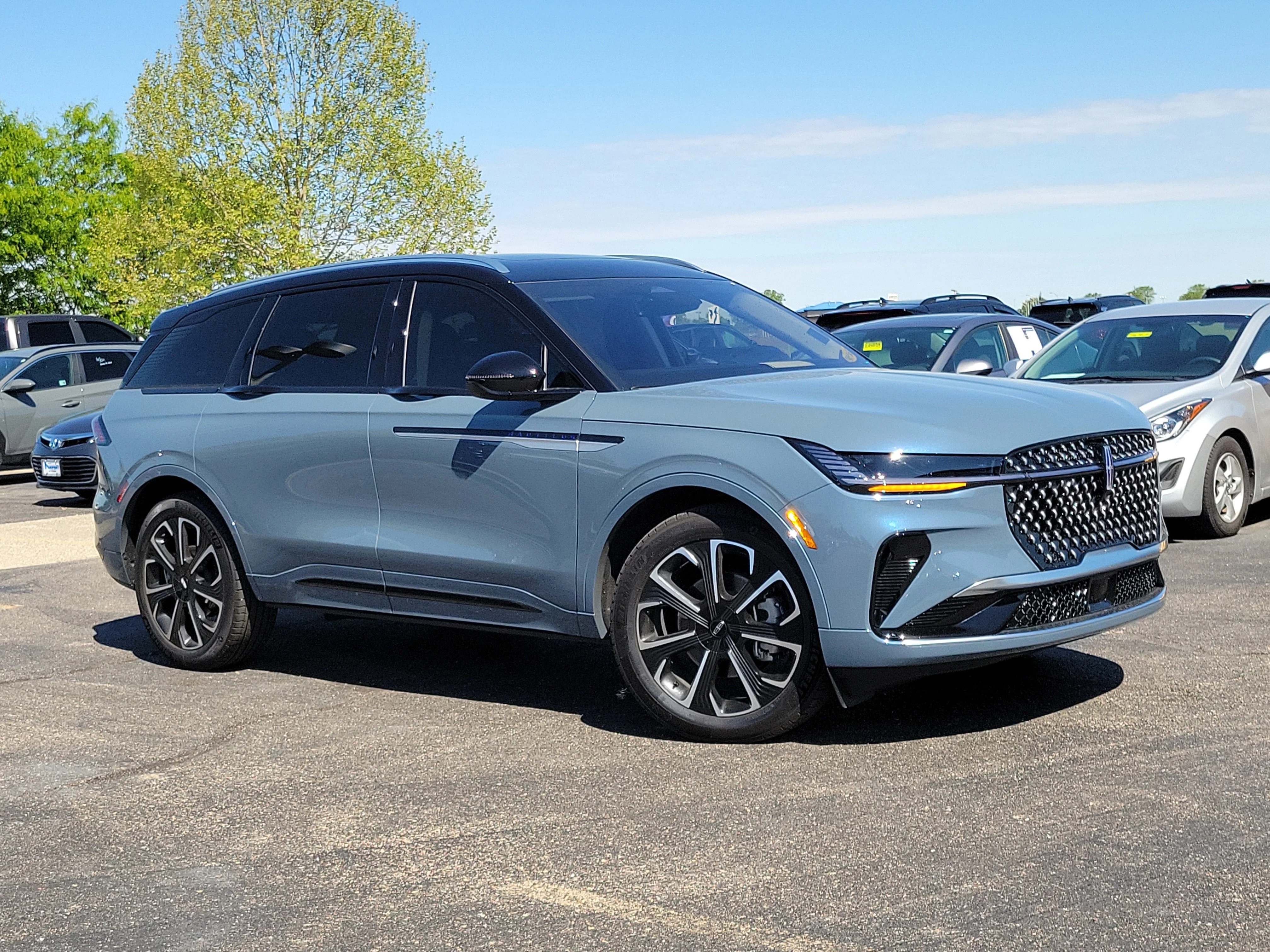 2025 Lincoln Nautilus Reserve AWD's photo