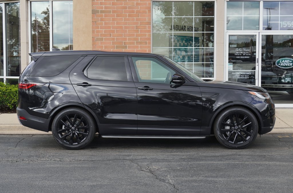 New 2026 Santorini Black Land Rover S image 7