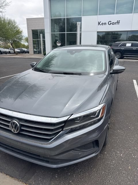 Used 2020 Platinum Gray Metallic Volkswagen 2.0T SEL image 4