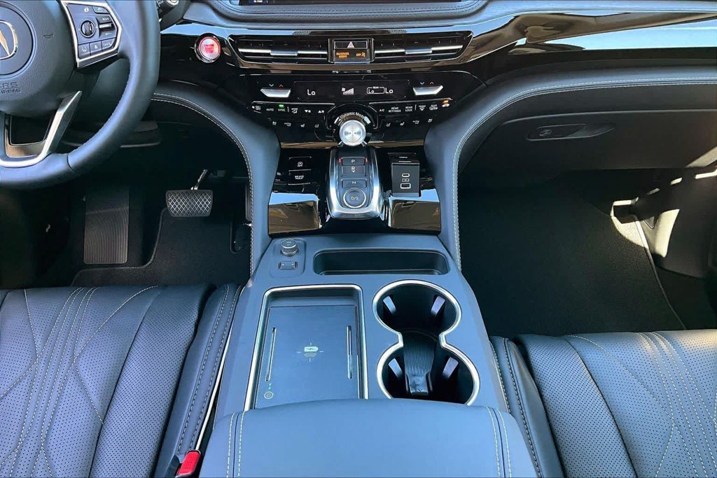 New 2026 Silver Acura Advance Package image 19