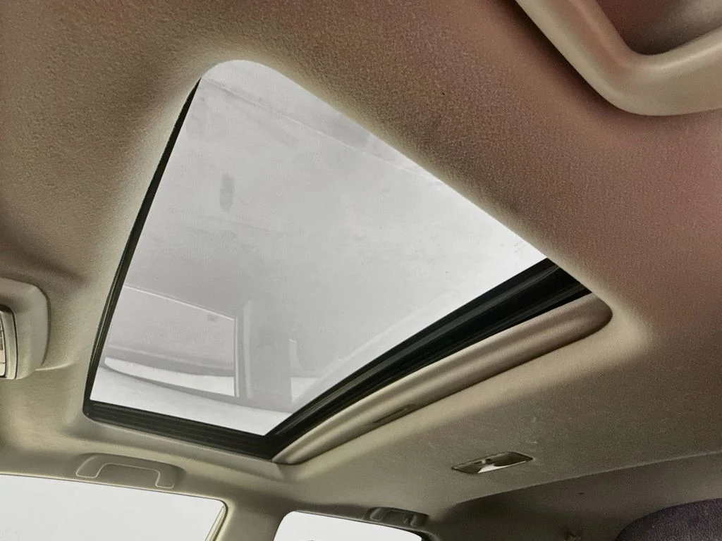 Used 2014 Classic Silver Metallic Toyota Limited image 21