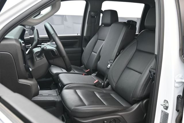 Used 2025 White GMC SLT image 10