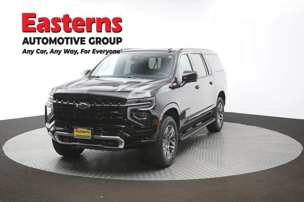 Used 2025 Black Chevrolet Z71 image 59