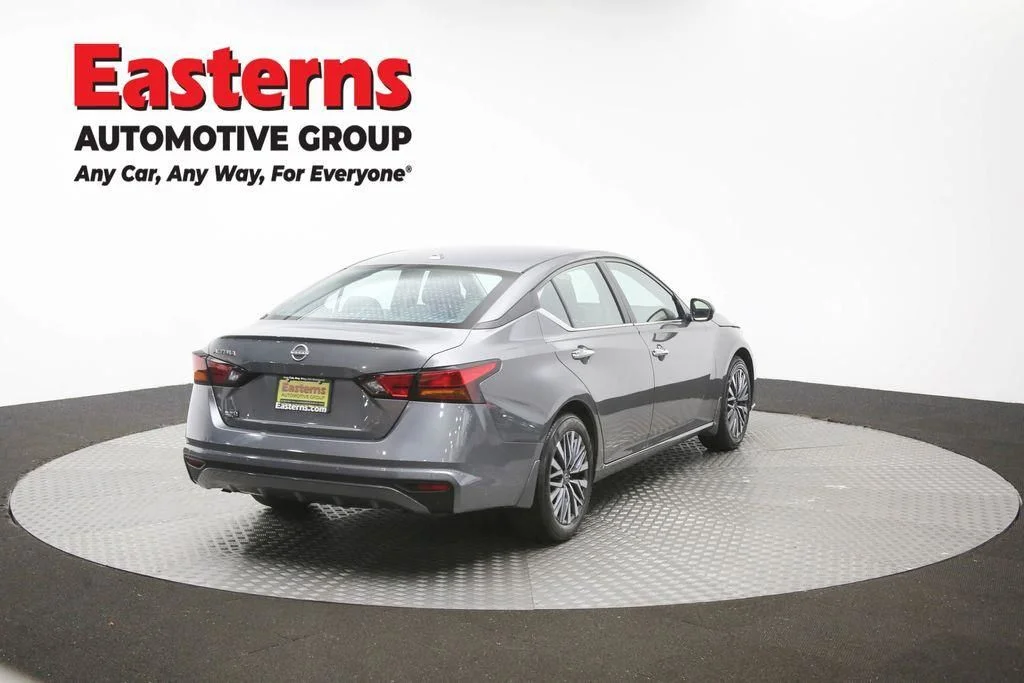Used 2025 Gray Nissan 2.5 SV image 41