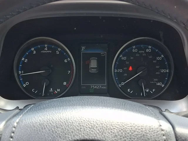 Used 2017 Blue Toyota XLE image 21