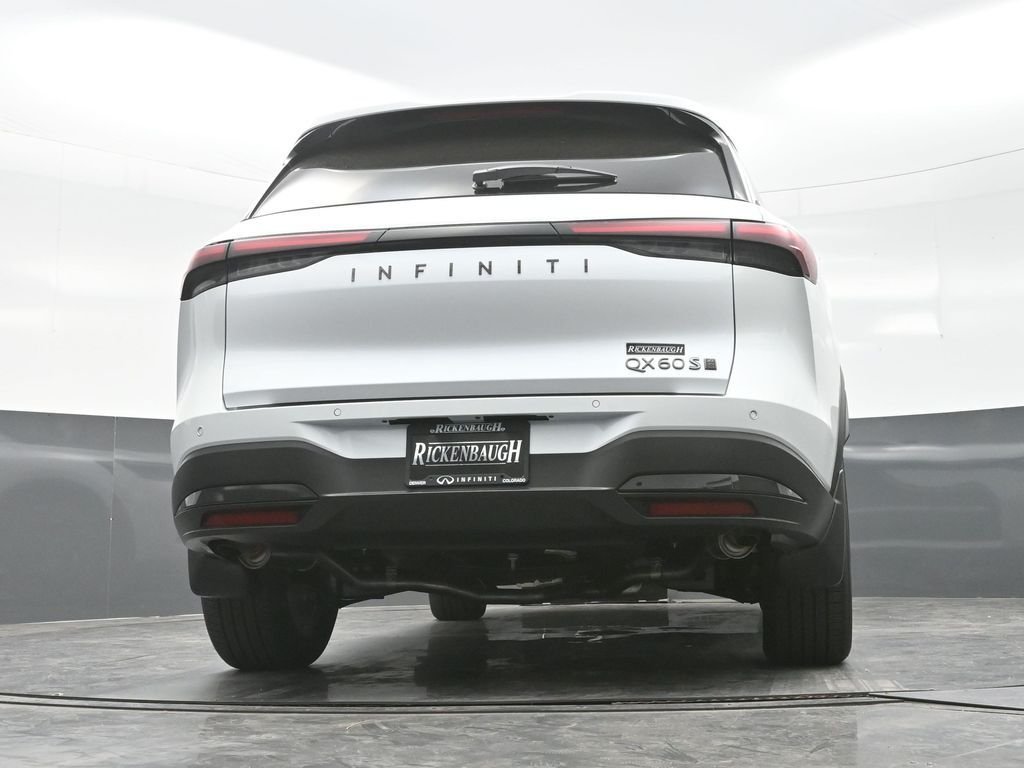 Used 2026 White INFINITI SPORT image 33