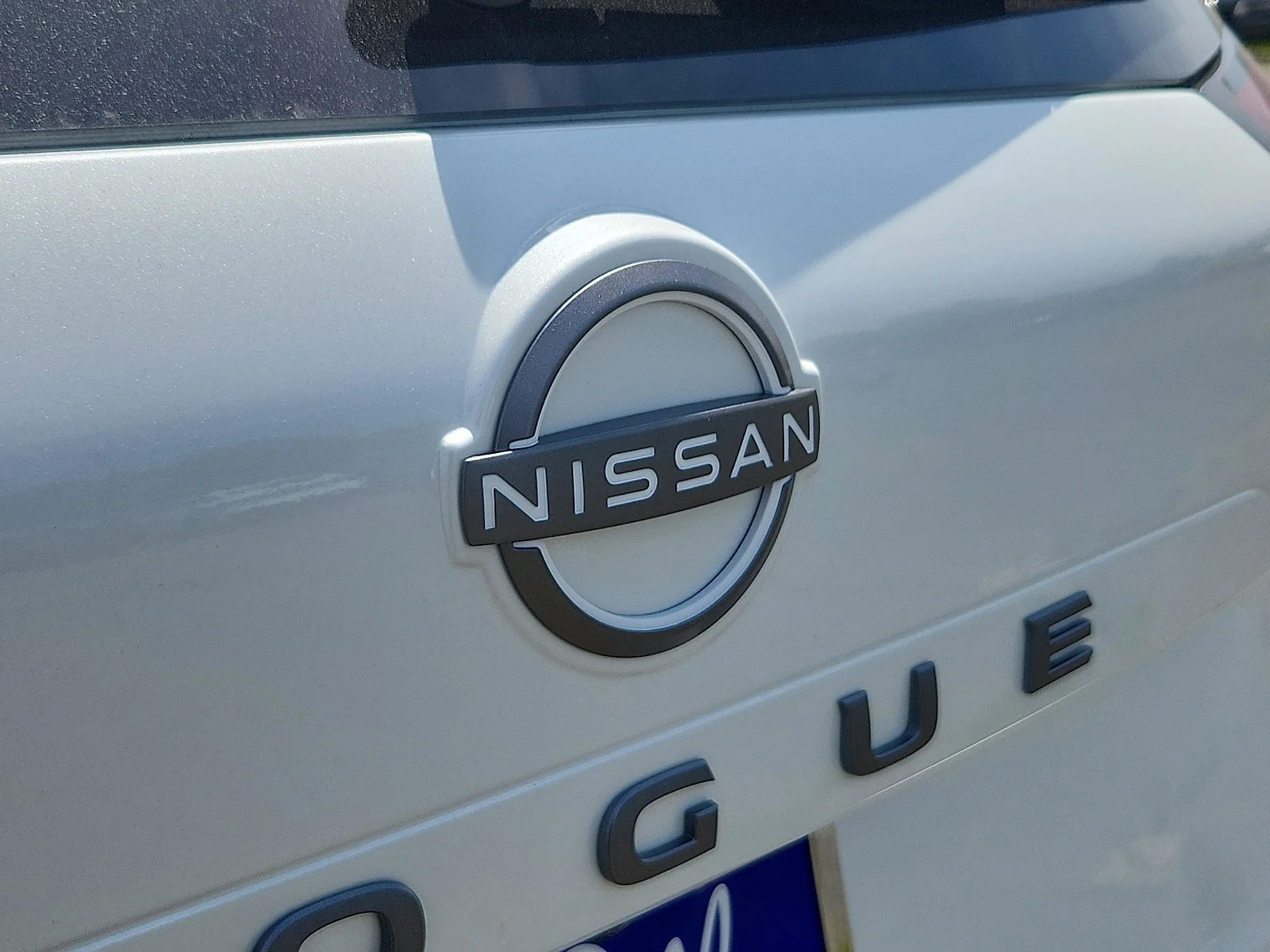 New 2026 Everest White Pearl TriCoat Nissan SV image 21