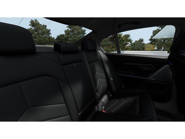 New 2027 Mineral White Metallic BMW 550e image 12