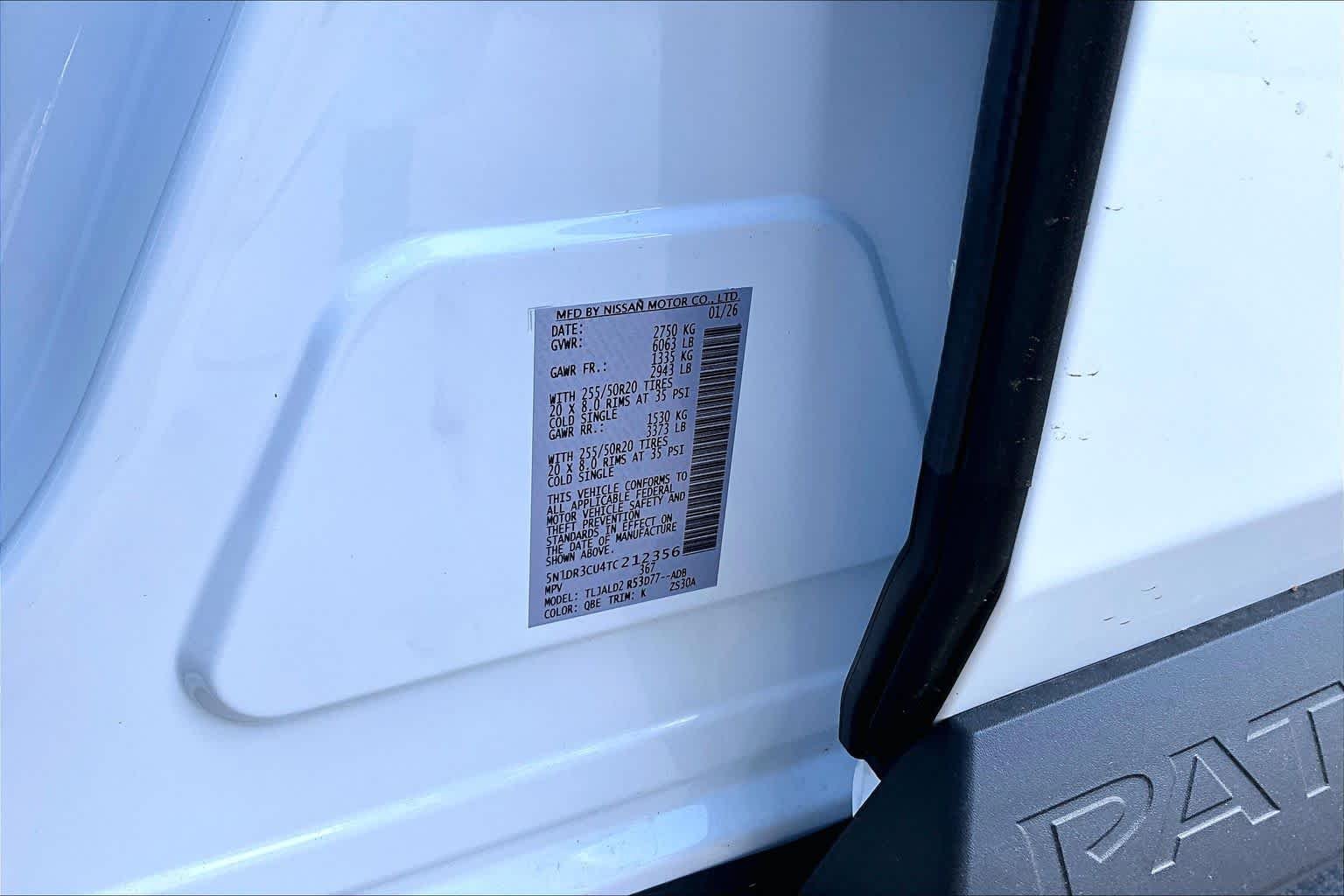 New 2026 Everest White Pearl TriCoat Nissan SL image 17