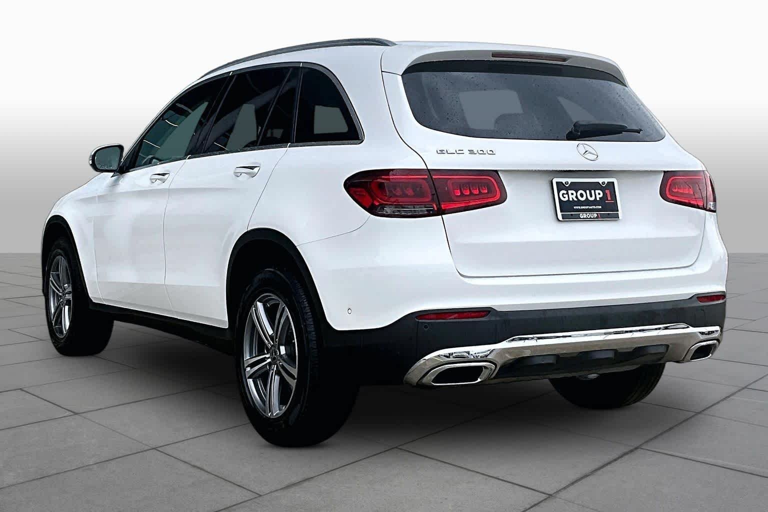 Used 2022 Polar White Mercedes-Benz GLC 300 image 12