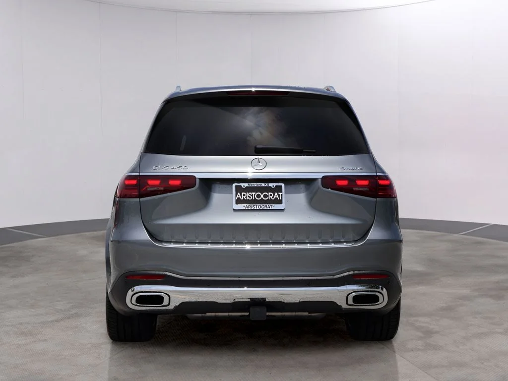 New 2026 Selenite Grey Metallic Mercedes-Benz GLS 450 image 6