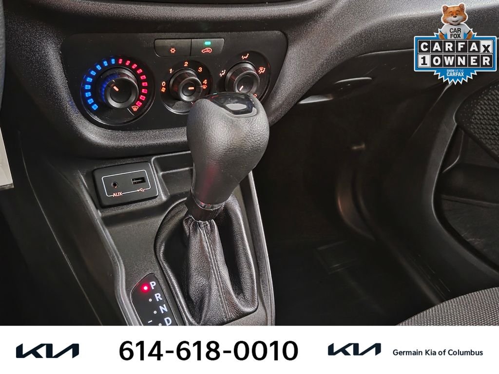 Used 2019 White Ram Base image 25