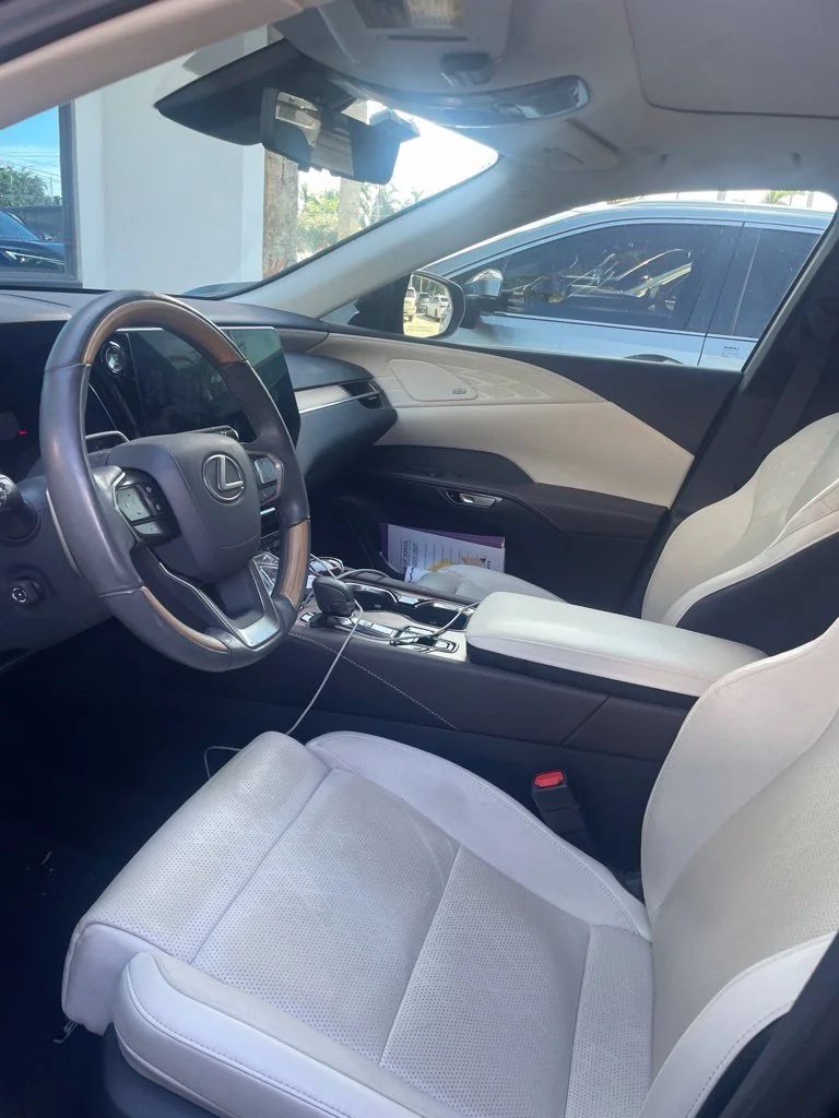 Used 2023 Caviar Lexus 350 Luxury image 4