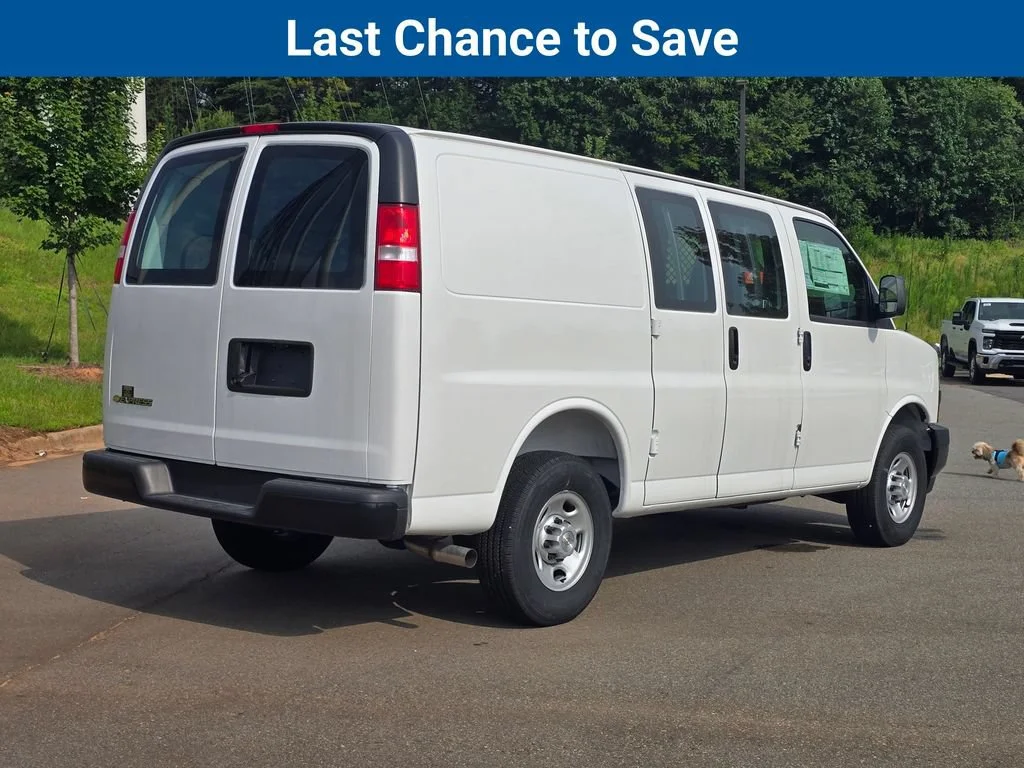 2025 Chevrolet Express Cargo Work Van - Photo 33