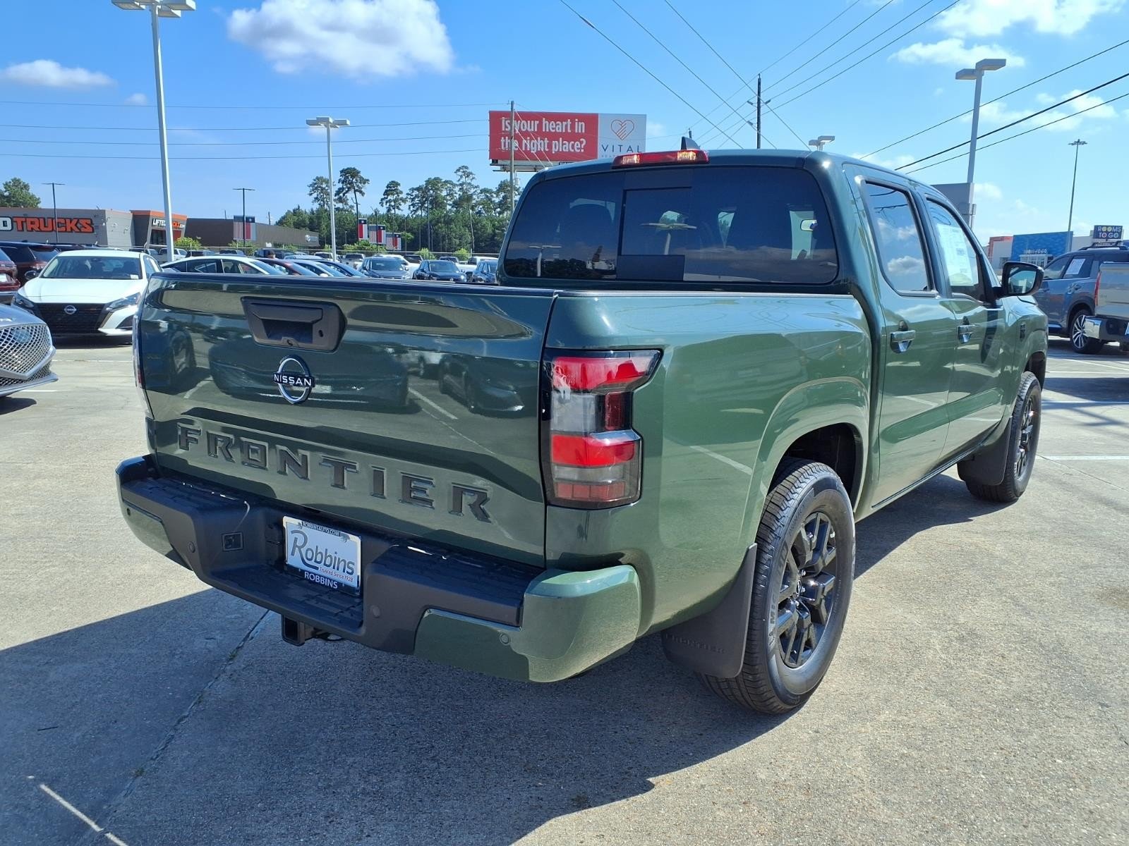 2026 Nissan Frontier Crew Cab SV - 4