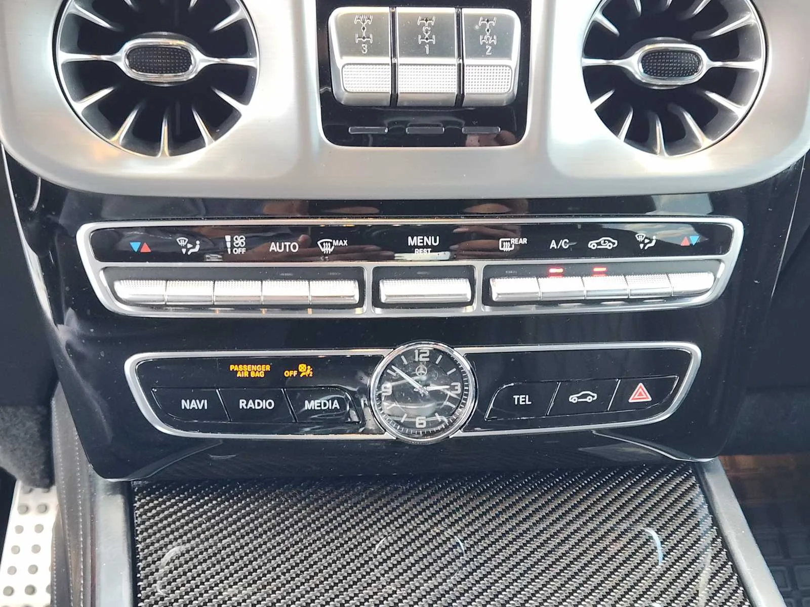 Used 2019 designo Graphite Metallic Mercedes-Benz G 550 image 18