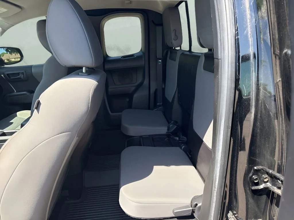 Used 2023  Toyota SR image 10