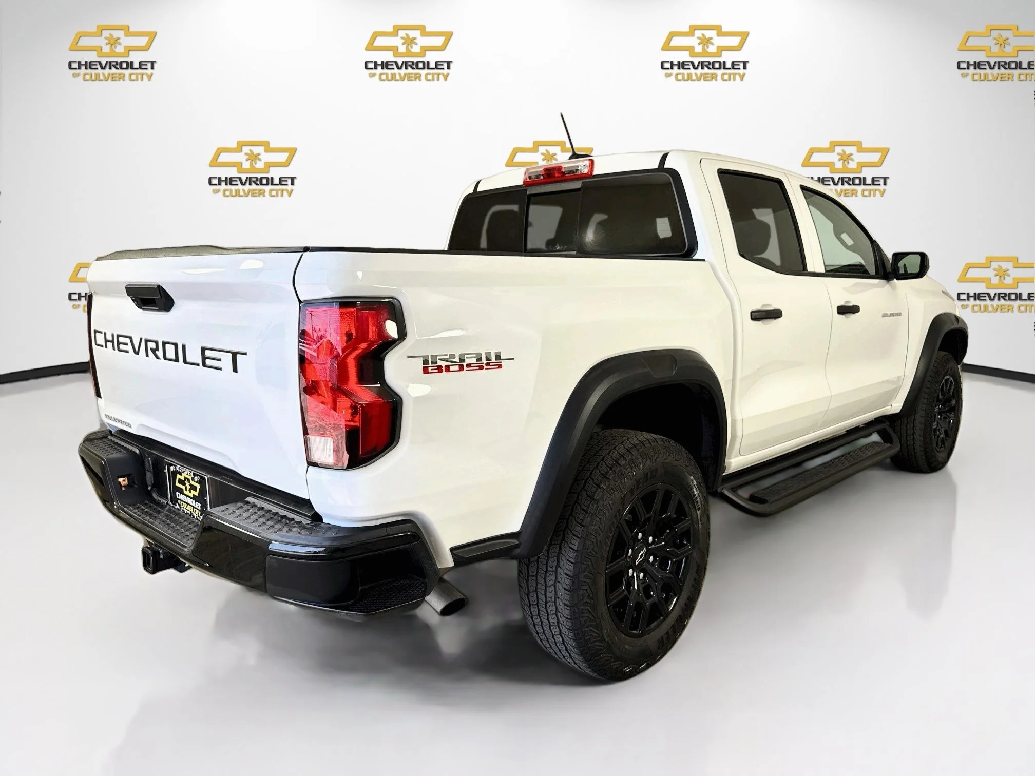 Used 2024 Summit White Chevrolet Trail Boss image 8