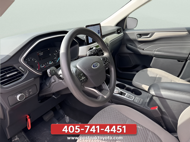 Used 2022 White Ford SE image 12