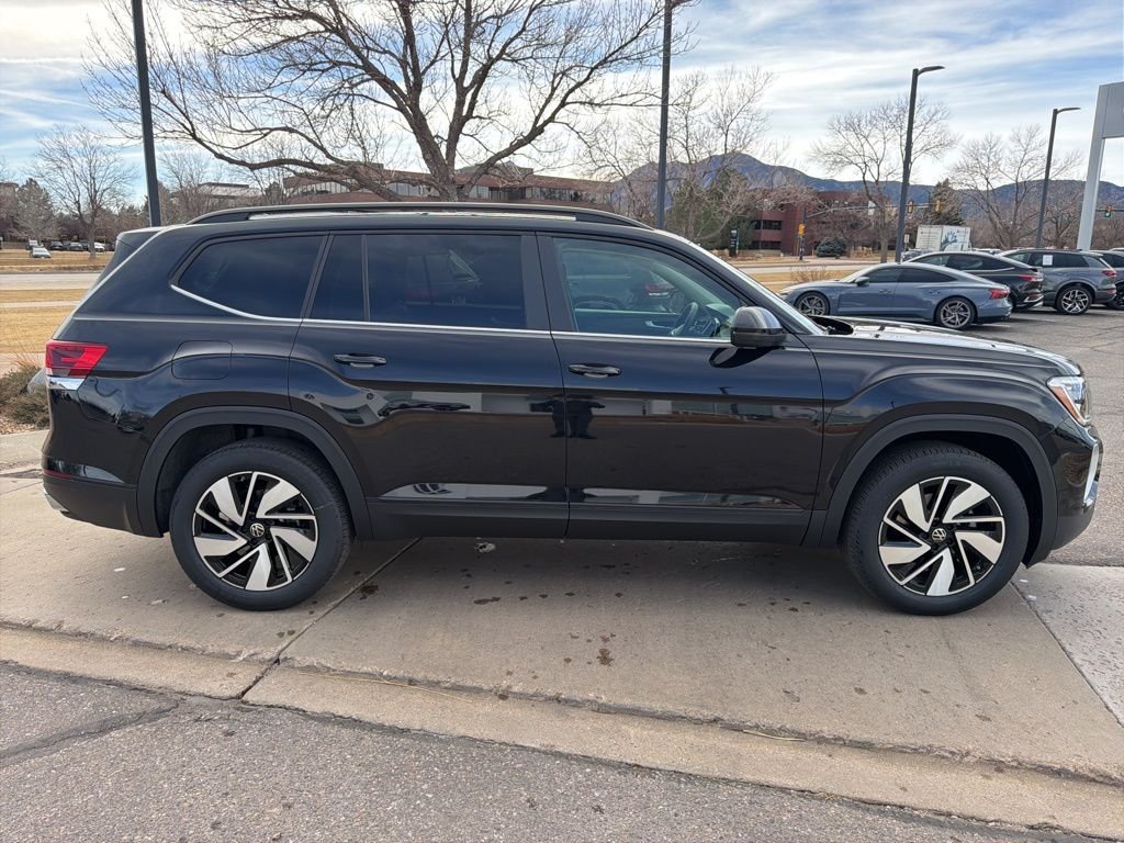 New 2026 Deep Black Pearl Volkswagen 2.0T SE w/Technology image 6