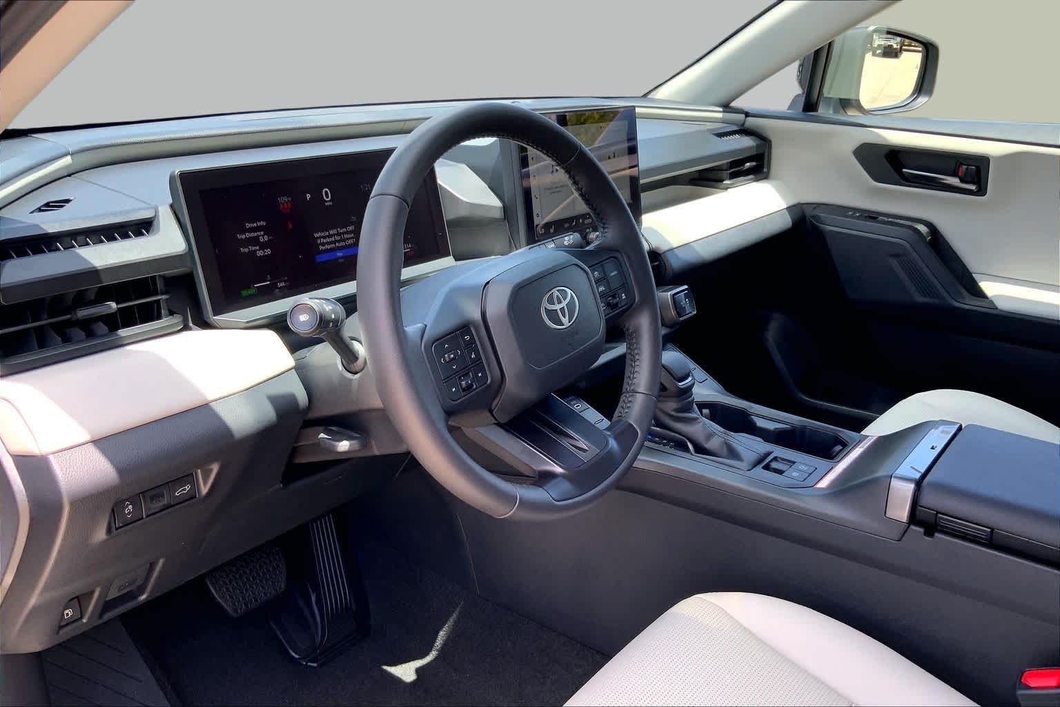 Used 2026 Meteor Shower Toyota XLE Premium image 18