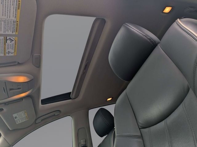 Used 2019 Gray INFINITI LUXE image 22