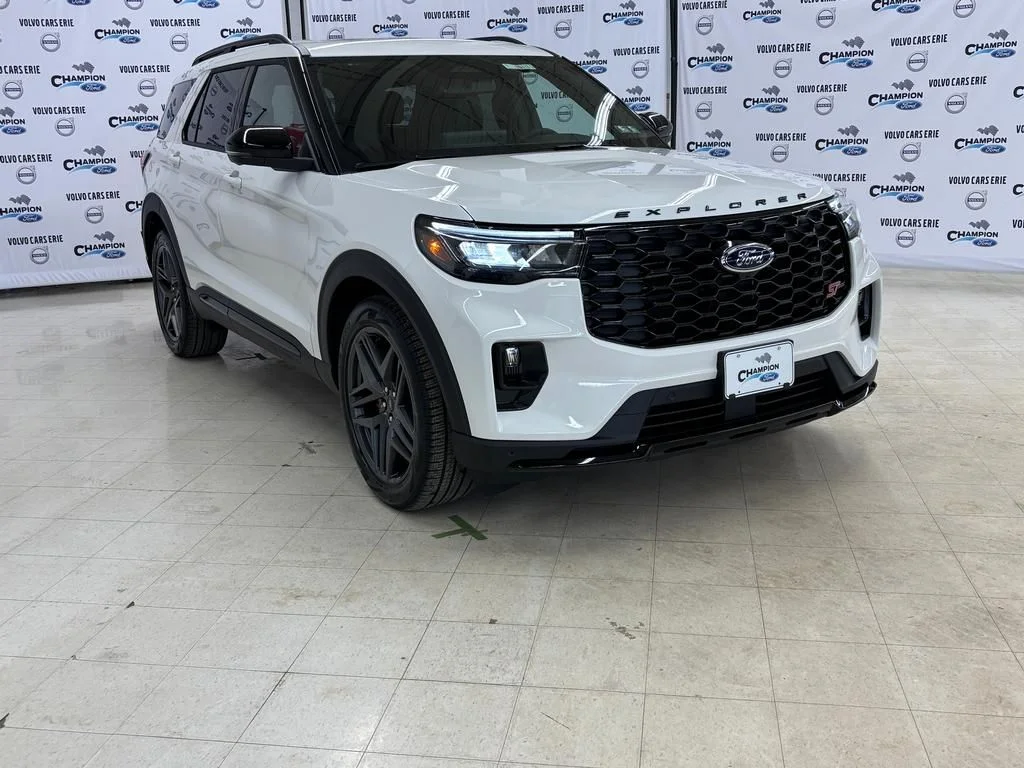 2026 Ford Explorer ST 4WD's photo