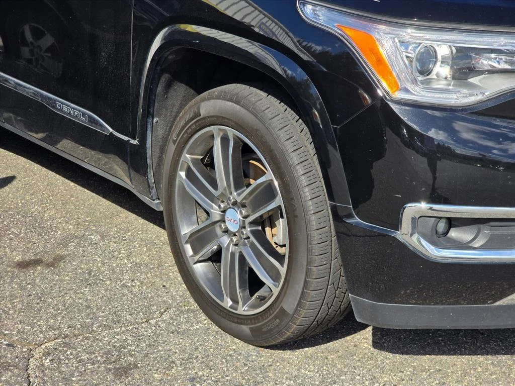 Used 2019 Black GMC Denali image 18