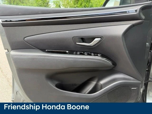 Used 2022 Gray Hyundai SEL image 13