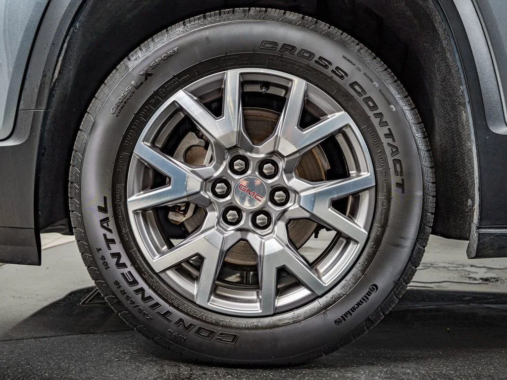 Used 2020 Satin Steel Metallic GMC SLT image 10