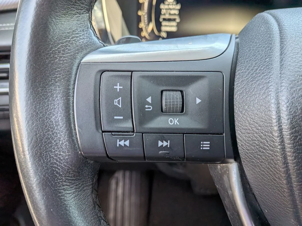 Used 2023 Black INFINITI LUXE image 26