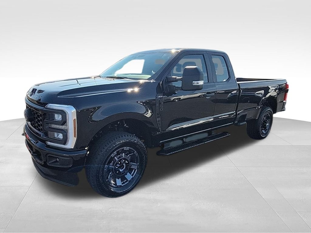 New 2026 Black Ford XL image 4