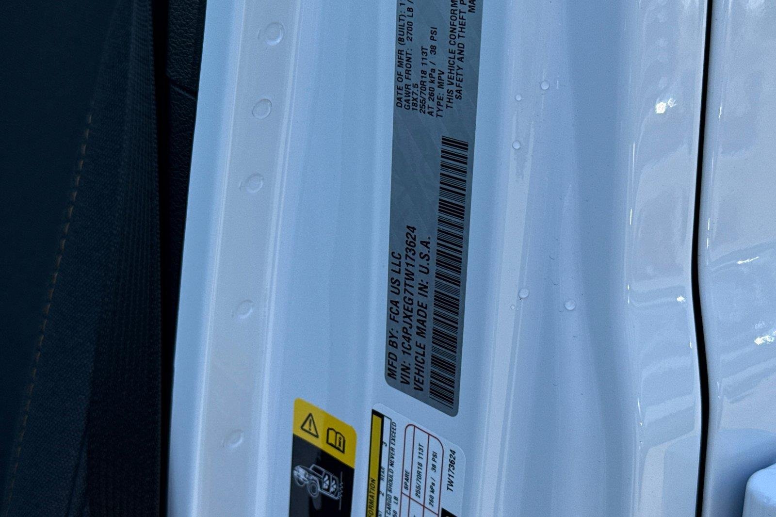New 2026 Bright White Clearcoat Jeep Sahara image 28
