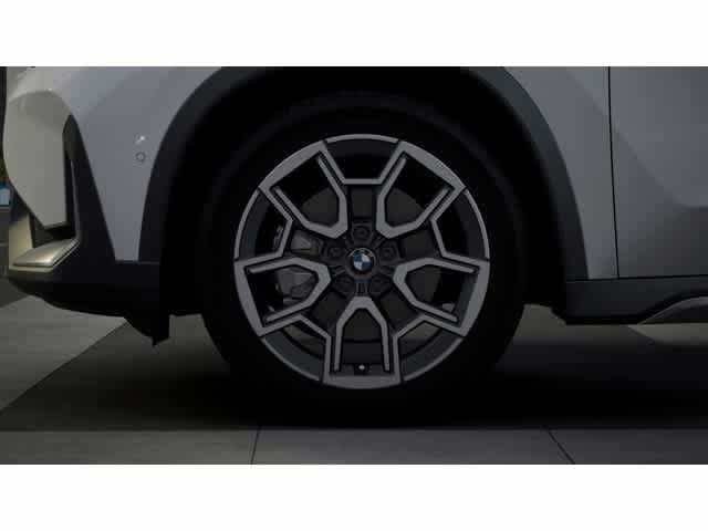 Used 2026 Alpine White BMW xDrive28i image 7