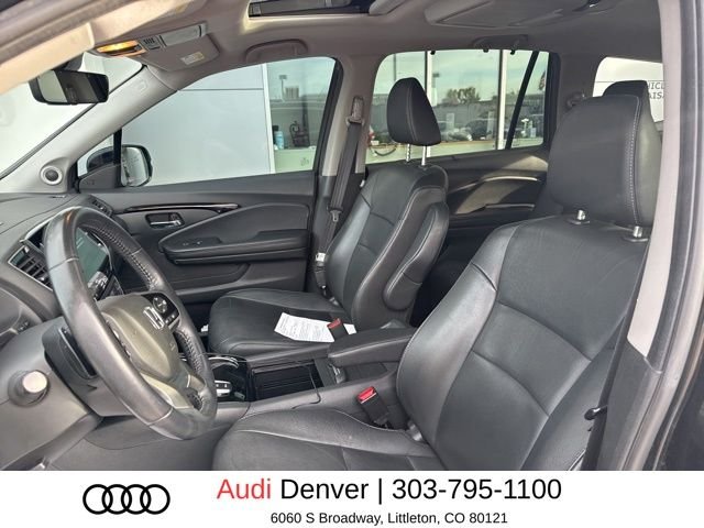 Used 2022 Black Honda Touring image 6