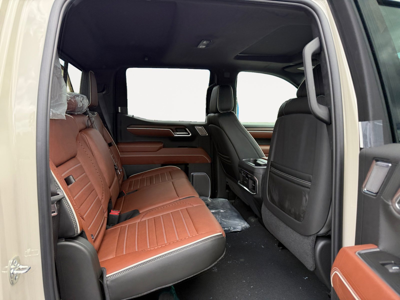 New 2026 Coastal Dune GMC Denali Ultimate image 18